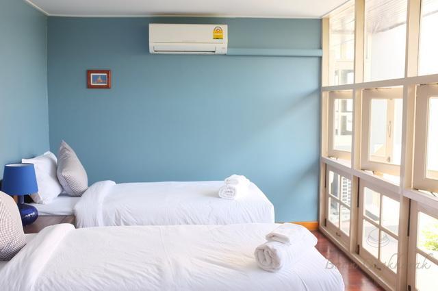 Baan Ongkharak Bed & Breakfast (Adults Only) กรุงเทพมหานคร ภายนอก รูปภาพ